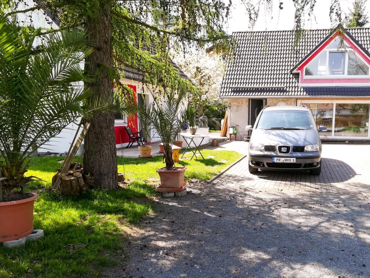 Ferienhaus Goermer Mit Wasserbett Schmölln Zewnętrze zdjęcie