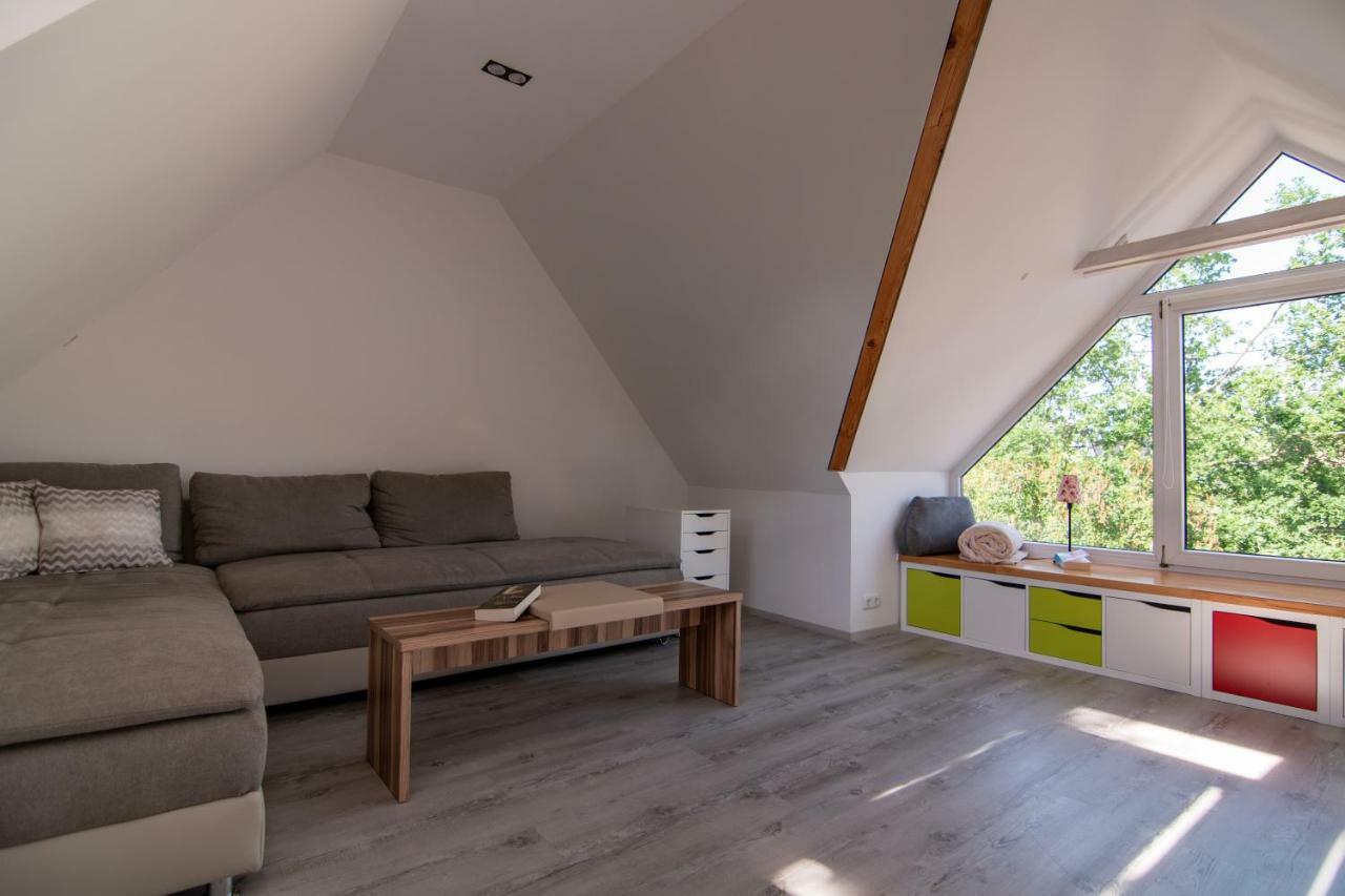 Ferienhaus Goermer Mit Wasserbett Schmölln Zewnętrze zdjęcie